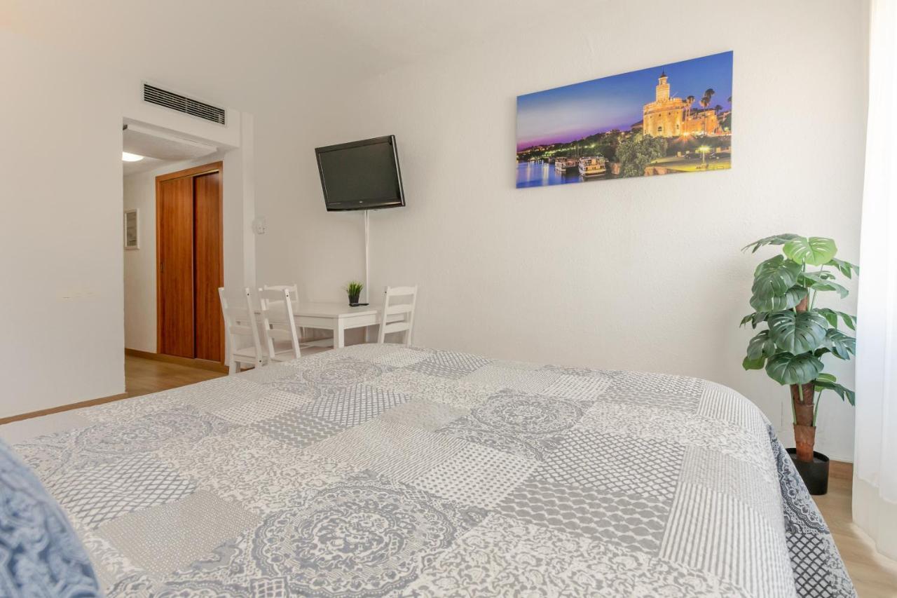 Apartament Hispalis Triana Sevilla Eksteriør billede