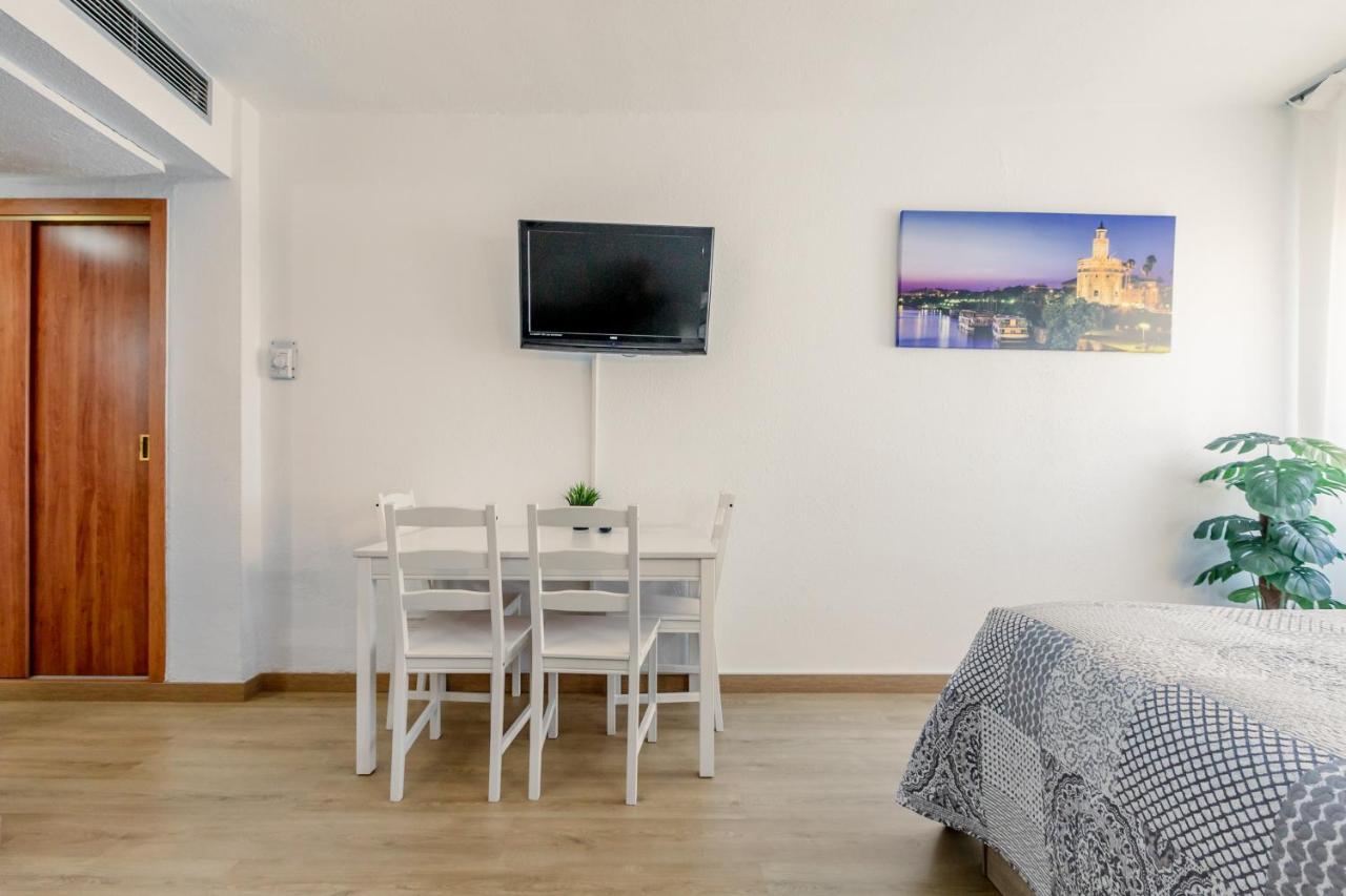 Apartament Hispalis Triana Sevilla Eksteriør billede